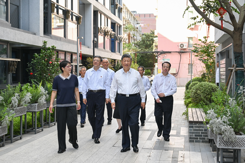 习近平在上海考察时强调 全面践行人民城市理念 高质量 推进城市更新